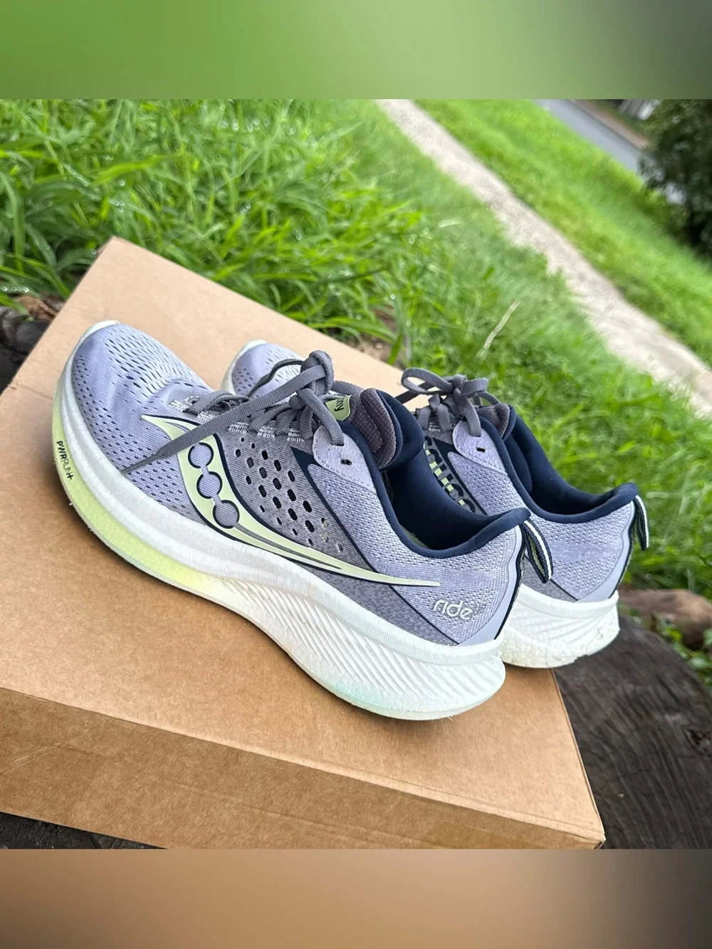 Saucony Ride 17 Running Shoes in Purple Navy Lime Green Women's 8.5